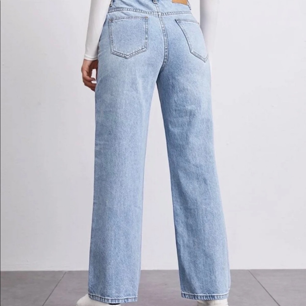 Stone wash straight leg jeans